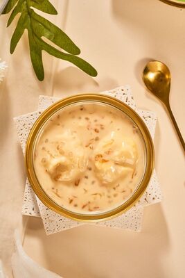 Dobra cena. Zawartość masy stałej ≥40% Lekki odżywczy chiński deser 120 Kcal na porcję Niska kaloryczność Odżywczy Tradycyjny słodki Odpowiedni w Internecie